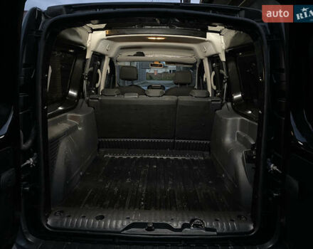 Рено Кенгу 2019 в Хмельницком на Automoto.ua Черный Рено Кенгу, объемом двигателя 0 л и пробегом 49 тыс. км за 15200 $, фото 35 на Automoto.ua