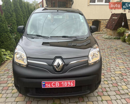 Черный Рено Кенгу, объемом двигателя 0 л и пробегом 29 тыс. км за 14200 $, фото 60 на Automoto.ua