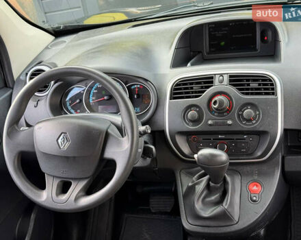 Черный Рено Кенгу, объемом двигателя 0 л и пробегом 75 тыс. км за 14700 $, фото 35 на Automoto.ua