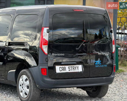 Черный Рено Кенгу, объемом двигателя 0 л и пробегом 75 тыс. км за 14700 $, фото 19 на Automoto.ua