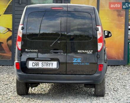 Черный Рено Кенгу, объемом двигателя 0 л и пробегом 75 тыс. км за 14700 $, фото 23 на Automoto.ua