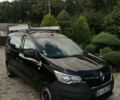 Рено Кенгу 2021 в Умани на Automoto.ua Черный Рено Кенгу, объемом двигателя 1.5 л и пробегом 210 тыс. км за 10800 $, фото 1 на Automoto.ua