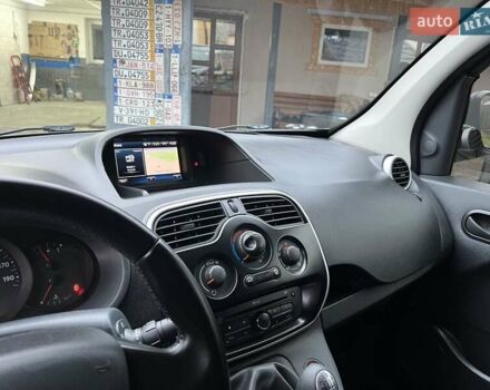 Черный Рено Кенгу, объемом двигателя 1.5 л и пробегом 132 тыс. км за 13700 $, фото 17 на Automoto.ua