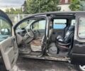 Черный Рено Кенгу, объемом двигателя 1.5 л и пробегом 200 тыс. км за 7500 $, фото 4 на Automoto.ua