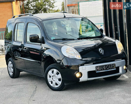 Черный Рено Кенгу, объемом двигателя 1.6 л и пробегом 136 тыс. км за 8400 $, фото 1 на Automoto.ua