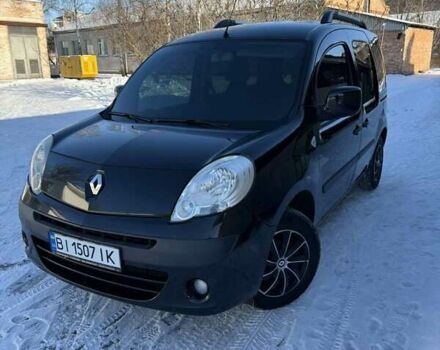 Черный Рено Кенгу, объемом двигателя 1.6 л и пробегом 214 тыс. км за 8000 $, фото 1 на Automoto.ua