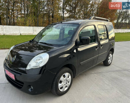 Черный Рено Кенгу, объемом двигателя 1.6 л и пробегом 214 тыс. км за 7300 $, фото 1 на Automoto.ua
