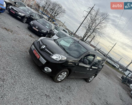 Черный Рено Кенгу, объемом двигателя 1.6 л и пробегом 207 тыс. км за 9999 $, фото 1 на Automoto.ua