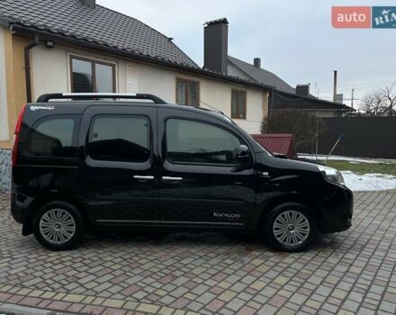 Черный Рено Кенгу, объемом двигателя 1.5 л и пробегом 172 тыс. км за 10700 $, фото 1 на Automoto.ua