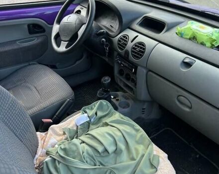 Фіолетовий Рено Кєнгу, об'ємом двигуна 1.5 л та пробігом 230 тис. км за 2213 $, фото 2 на Automoto.ua