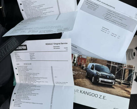 Фиолетовый Рено Кенгу, объемом двигателя 0 л и пробегом 44 тыс. км за 10900 $, фото 44 на Automoto.ua