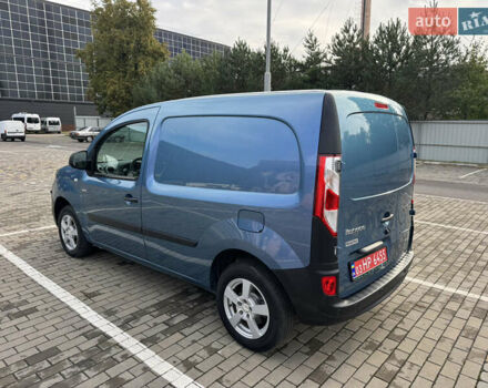 Фиолетовый Рено Кенгу, объемом двигателя 0 л и пробегом 44 тыс. км за 10900 $, фото 4 на Automoto.ua