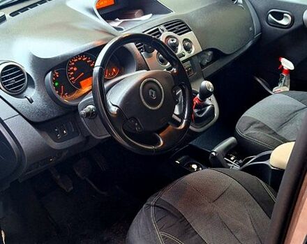 Коричневий Рено Кєнгу, об'ємом двигуна 1.5 л та пробігом 265 тис. км за 9000 $, фото 5 на Automoto.ua