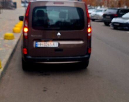 Коричневий Рено Кєнгу, об'ємом двигуна 1.5 л та пробігом 265 тис. км за 9000 $, фото 2 на Automoto.ua