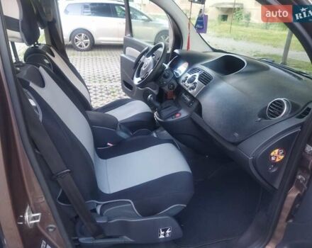 Коричневий Рено Кєнгу, об'ємом двигуна 1.46 л та пробігом 205 тис. км за 8800 $, фото 20 на Automoto.ua