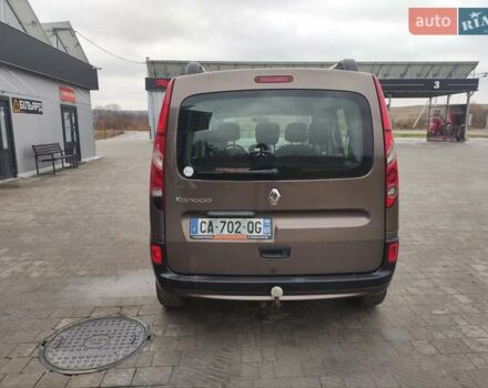 Коричневый Рено Кенгу, объемом двигателя 1.5 л и пробегом 254 тыс. км за 7400 $, фото 4 на Automoto.ua