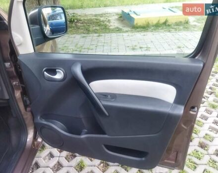 Коричневий Рено Кєнгу, об'ємом двигуна 1.46 л та пробігом 205 тис. км за 8800 $, фото 23 на Automoto.ua