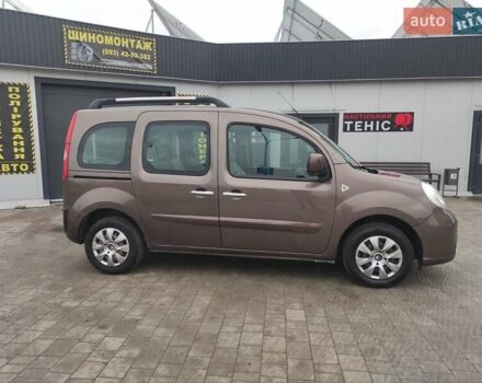 Коричневый Рено Кенгу, объемом двигателя 1.5 л и пробегом 254 тыс. км за 7400 $, фото 2 на Automoto.ua