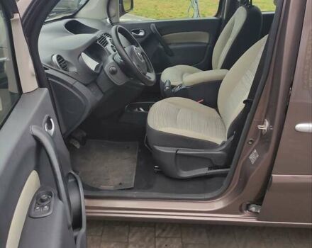 Коричневий Рено Кєнгу, об'ємом двигуна 1.5 л та пробігом 254 тис. км за 7800 $, фото 11 на Automoto.ua