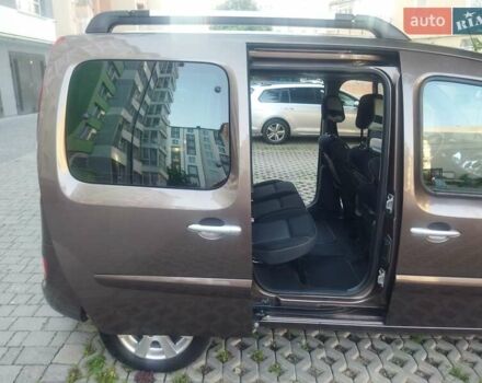 Коричневий Рено Кєнгу, об'ємом двигуна 1.46 л та пробігом 205 тис. км за 8800 $, фото 22 на Automoto.ua