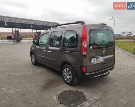 Коричневый Рено Кенгу, объемом двигателя 1.5 л и пробегом 254 тыс. км за 7400 $, фото 5 на Automoto.ua