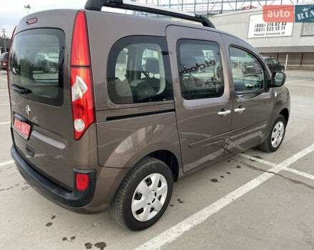 Коричневий Рено Кєнгу, об'ємом двигуна 1.6 л та пробігом 197 тис. км за 8200 $, фото 6 на Automoto.ua