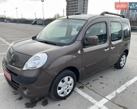 Коричневий Рено Кєнгу, об'ємом двигуна 1.6 л та пробігом 197 тис. км за 8200 $, фото 13 на Automoto.ua