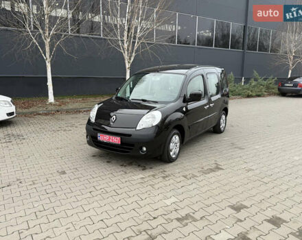 Коричневый Рено Кенгу, объемом двигателя 1.6 л и пробегом 188 тыс. км за 7900 $, фото 1 на Automoto.ua