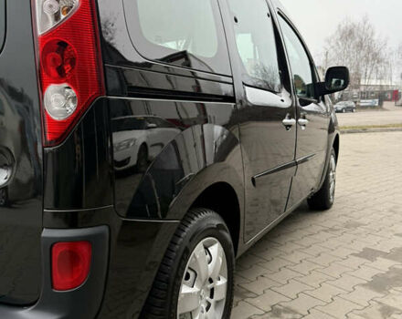 Коричневый Рено Кенгу, объемом двигателя 1.6 л и пробегом 188 тыс. км за 7900 $, фото 22 на Automoto.ua