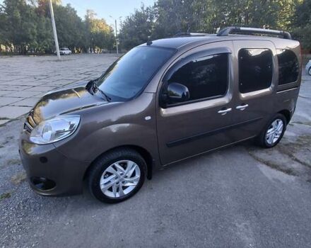 Коричневый Рено Кенгу, объемом двигателя 1.5 л и пробегом 213 тыс. км за 10800 $, фото 7 на Automoto.ua