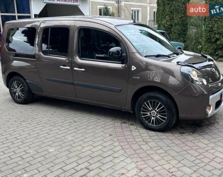 Коричневый Рено Кенгу, объемом двигателя 0 л и пробегом 190 тыс. км за 11716 $, фото 3 на Automoto.ua