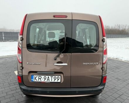 Коричневый Рено Кенгу, объемом двигателя 1.5 л и пробегом 156 тыс. км за 2300 $, фото 11 на Automoto.ua