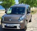 Коричневий Рено Кєнгу, об'ємом двигуна 1.5 л та пробігом 184 тис. км за 10300 $, фото 1 на Automoto.ua