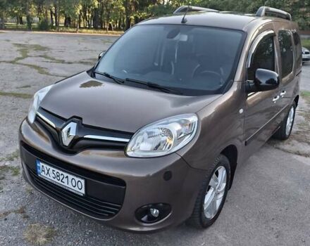 Коричневый Рено Кенгу, объемом двигателя 1.5 л и пробегом 213 тыс. км за 10800 $, фото 12 на Automoto.ua