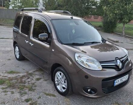 Коричневый Рено Кенгу, объемом двигателя 1.5 л и пробегом 213 тыс. км за 10800 $, фото 5 на Automoto.ua