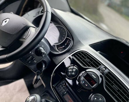 Коричневый Рено Кенгу, объемом двигателя 1.5 л и пробегом 256 тыс. км за 10999 $, фото 8 на Automoto.ua