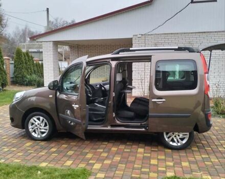 Коричневый Рено Кенгу, объемом двигателя 1.5 л и пробегом 256 тыс. км за 10999 $, фото 4 на Automoto.ua