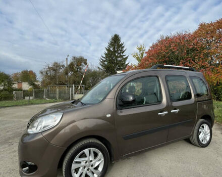 Коричневый Рено Кенгу, объемом двигателя 1.5 л и пробегом 256 тыс. км за 10999 $, фото 6 на Automoto.ua