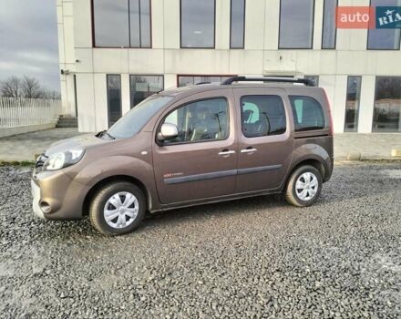 Коричневый Рено Кенгу, объемом двигателя 1.5 л и пробегом 250 тыс. км за 10200 $, фото 2 на Automoto.ua