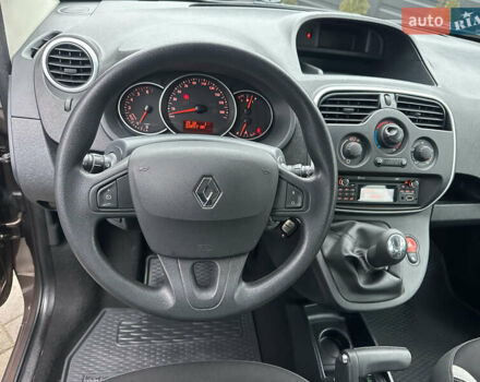 Коричневый Рено Кенгу, объемом двигателя 1.5 л и пробегом 210 тыс. км за 10999 $, фото 23 на Automoto.ua