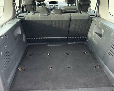 Коричневый Рено Кенгу, объемом двигателя 1.5 л и пробегом 280 тыс. км за 12300 $, фото 48 на Automoto.ua