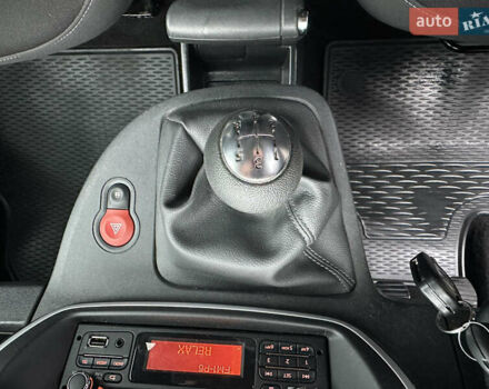 Коричневый Рено Кенгу, объемом двигателя 1.5 л и пробегом 210 тыс. км за 10999 $, фото 24 на Automoto.ua