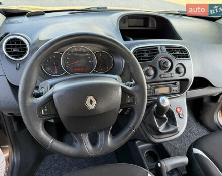 Коричневий Рено Кєнгу, об'ємом двигуна 1.5 л та пробігом 134 тис. км за 11999 $, фото 59 на Automoto.ua