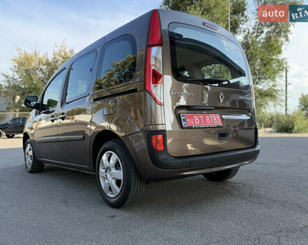 Коричневий Рено Кєнгу, об'ємом двигуна 1.5 л та пробігом 134 тис. км за 11999 $, фото 25 на Automoto.ua
