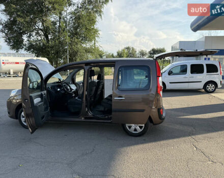 Коричневий Рено Кєнгу, об'ємом двигуна 1.5 л та пробігом 134 тис. км за 11999 $, фото 108 на Automoto.ua