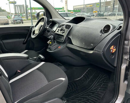 Коричневый Рено Кенгу, объемом двигателя 1.5 л и пробегом 280 тыс. км за 12300 $, фото 34 на Automoto.ua