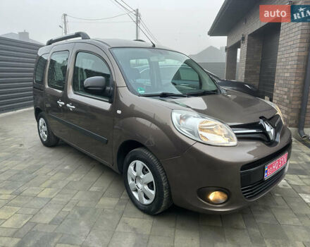 Коричневый Рено Кенгу, объемом двигателя 1.5 л и пробегом 210 тыс. км за 10999 $, фото 8 на Automoto.ua