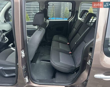 Коричневый Рено Кенгу, объемом двигателя 1.5 л и пробегом 210 тыс. км за 10999 $, фото 14 на Automoto.ua