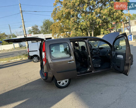 Коричневий Рено Кєнгу, об'ємом двигуна 1.5 л та пробігом 134 тис. км за 11999 $, фото 102 на Automoto.ua