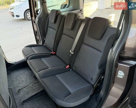 Коричневий Рено Кєнгу, об'ємом двигуна 1.5 л та пробігом 134 тис. км за 11999 $, фото 67 на Automoto.ua